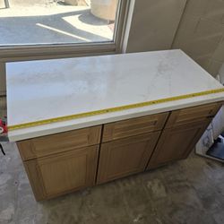 Natural Oak Cabinets And Quartz 
 