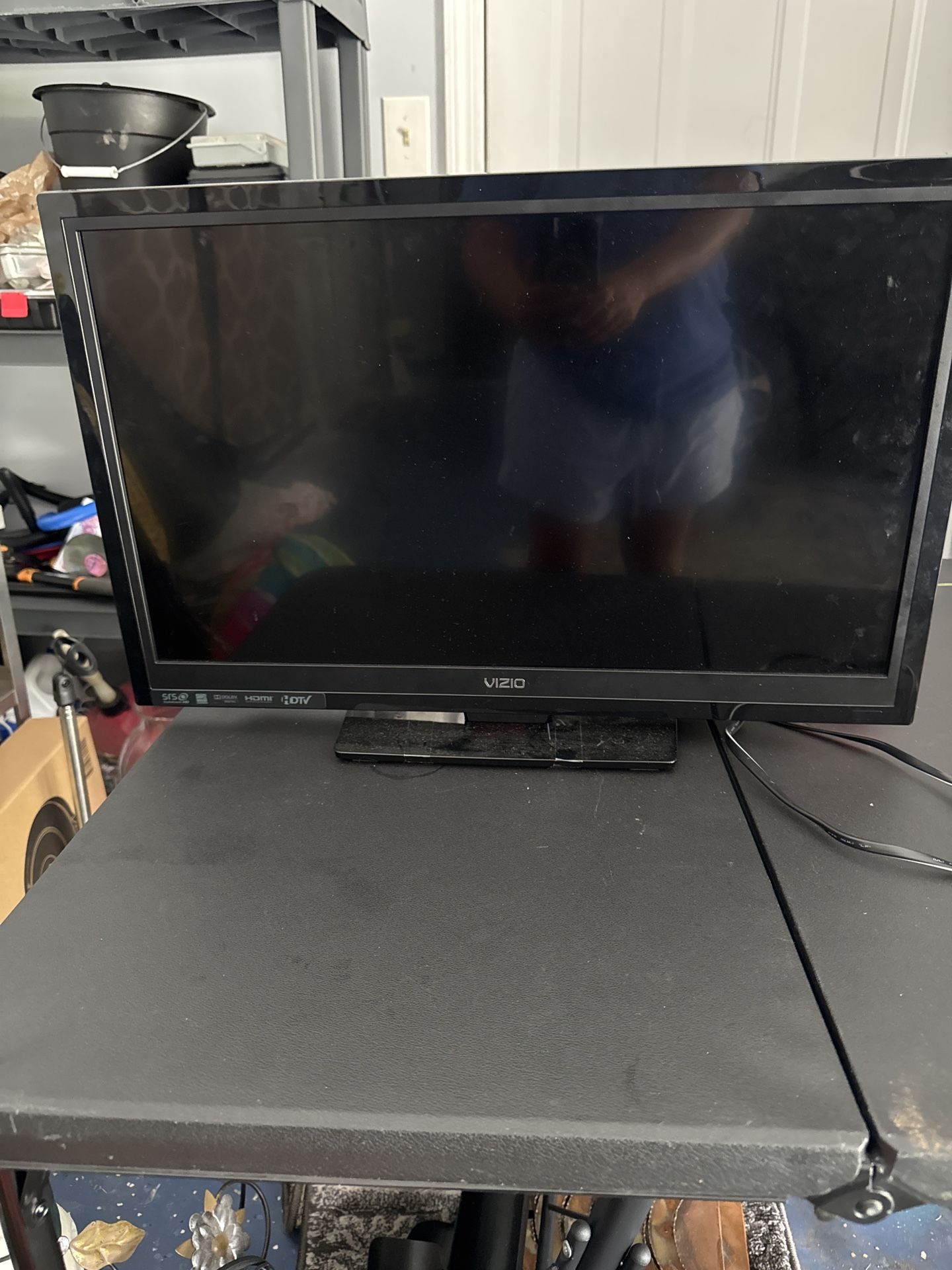 Vizio 24 Inch Flatscreen Tv