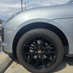 21" New Staggerd PORSCHE MACAN Wheels & New Lexani Tires 