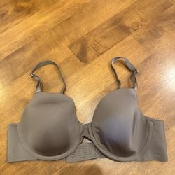 Woman’s soma bra size 36B shipping available