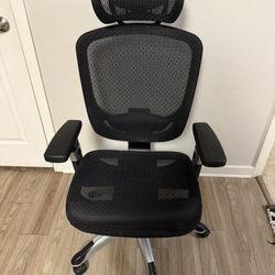 Staples Hyken Mesh Chair