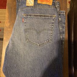 Levi’s Jeans. 541. Size: 35 x 30
