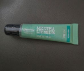 NEW Bath and body works mentha lip shine 100%  natural mint