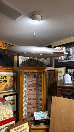 DL Z129 Hindenburg  model