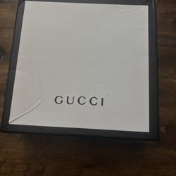 Women’s Black Gucci Belt 