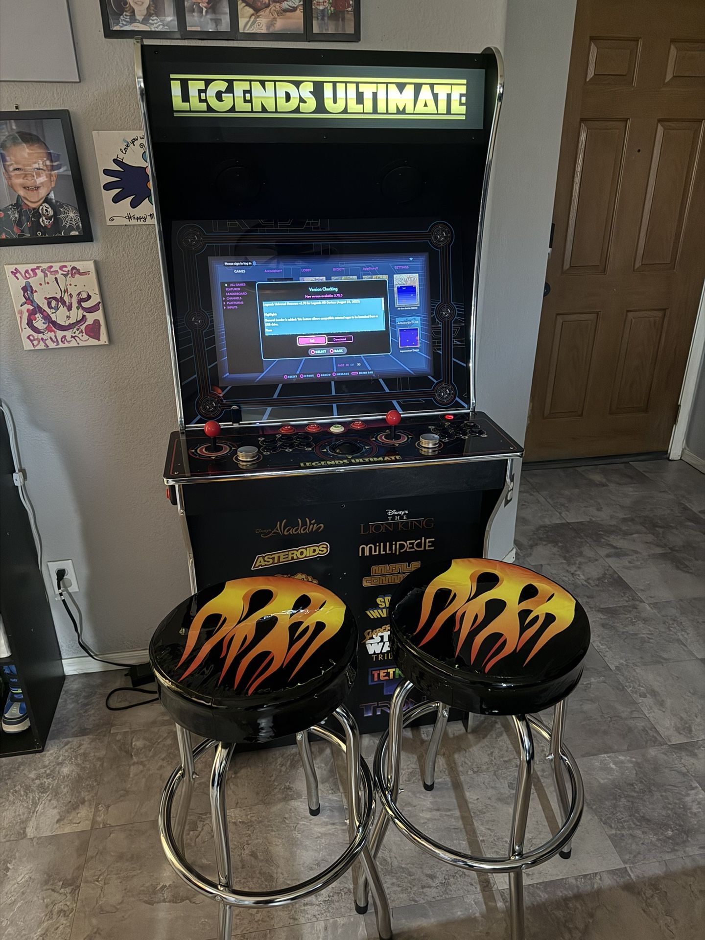 Full Size Arcade With Over 5000 Games TRADE!
