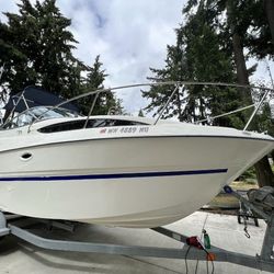 2006 Bayliner 245