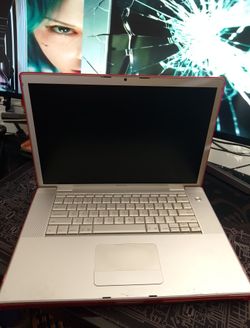 Working Vintage Old School Silver Key MacBook Pro 