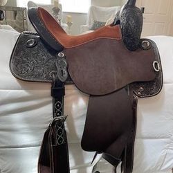 Brand NEW BTR  MARTIN SADDLE 