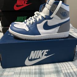 Air Jordan Retro 1 “True Blue” 