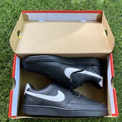 Black Nike court visions