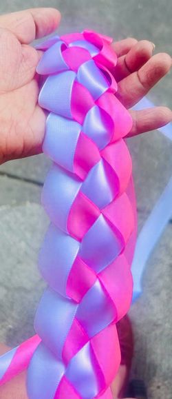 Graduation leis