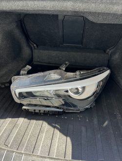 2014-2015 Q50 Headlight