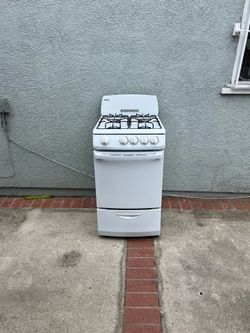 Stove Danby 20” inches