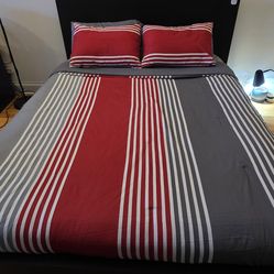 MALM
Bed frame, Dark Brown, Queen w/Underbed storage drawers and Queen Mattress