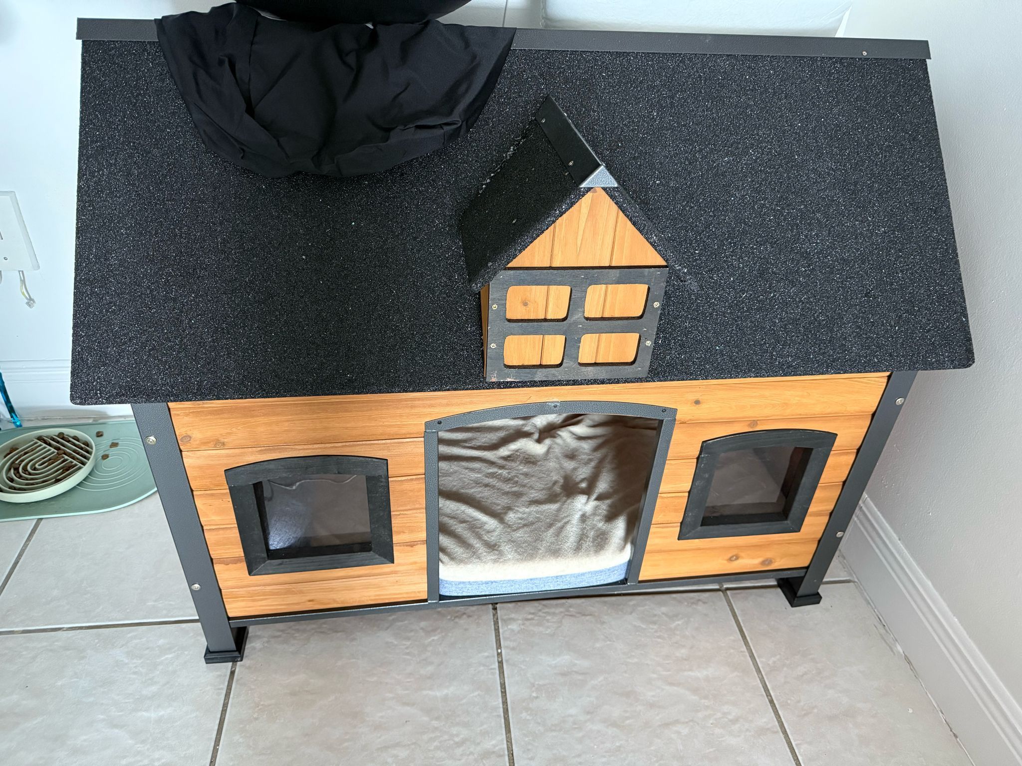 Dog House