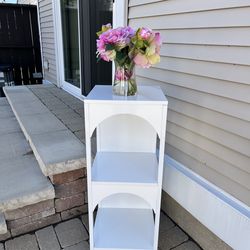 OPEN FRONT SHELVING UNIT