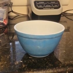 Vintage Pyrex 401 Turquoise Aqua Robins Egg Blue Nesting Mixing Bowl 1.5pt