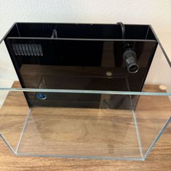 4 Gallon Lifeguard Aquarium 