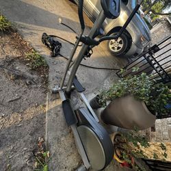 Exercise machine 