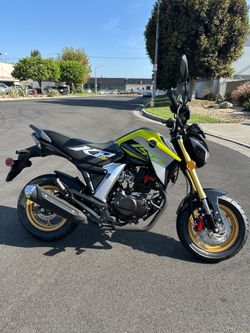 150cc Fuel Injected Mini Motorcycle | Z125 Style | EFI 5-Speed | Brand New