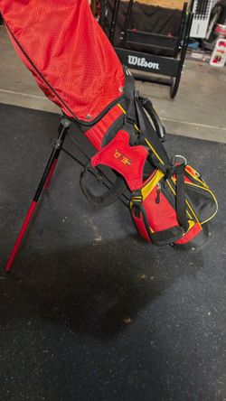 E.V.O. Junior Golf Club Set with Stand Bag