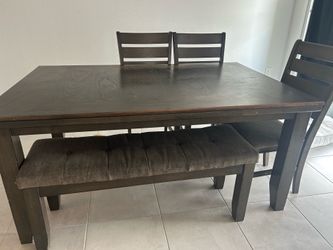 Kitchen table 4 chairs and bench