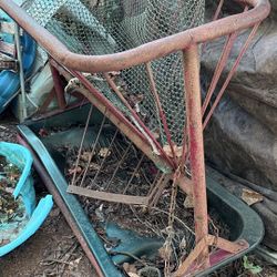 Cow Feeder Horse Feeder