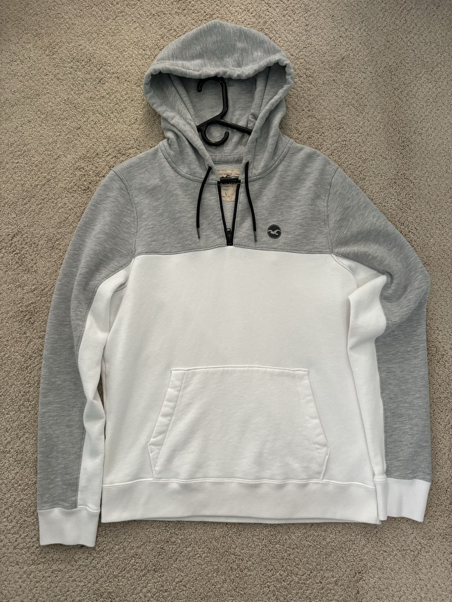 Hollister Hoodie Men’s Large