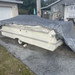 1975 Pop Up Camper