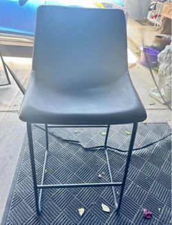 Bar stool $15