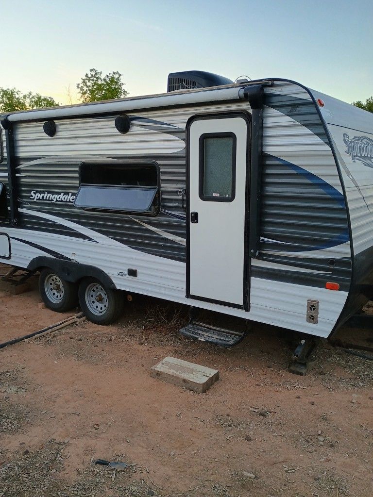 2016 Travel Trailer 