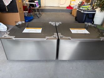 LG Laundry Pedestals (Pair) — Graphite Steel — Excellent Condition