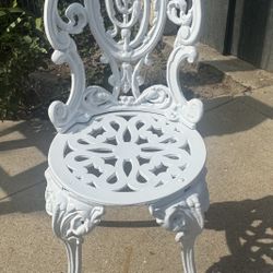 Vintage Victorian Style White Cast Iron Fancy Garden Chair 