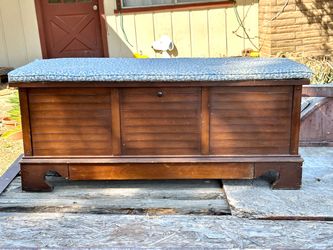 Vintage Lane Cedar Chest with Upholstered Top