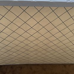 Full Size Box Spring (Like New)