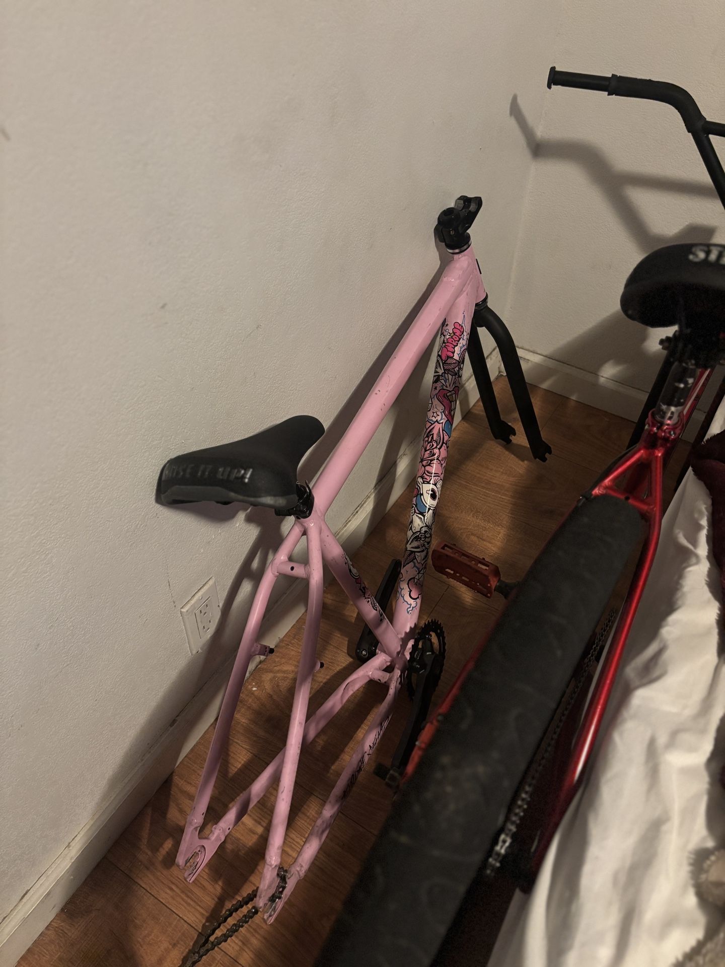 Pink Chad Throne Frame