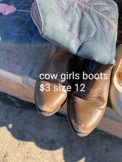 Girls boots