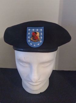 Vintage 4th Support Battalion Motto Strength Thru Support Beret Black US Army Crest DUI
