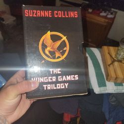 The Hunger Games Trilogy Book Set