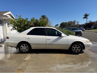 1999 Toyota Camry