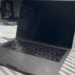 macbook pro 2017 13”