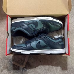 Nike Dunk Low Retro PRM