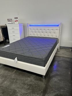 NEW QUEEN BED FRAME WITH MATTRESS 
