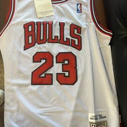 Michael Jordan Bulls Away Jersey 