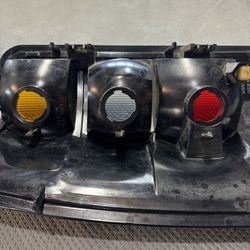Used Tail Light / Pair Off 2005 Chevy Tahoe  