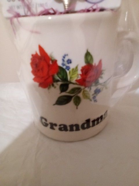 Beautiful Grand Ma Gift Mug With Free Bonus