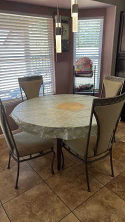 Round glass table