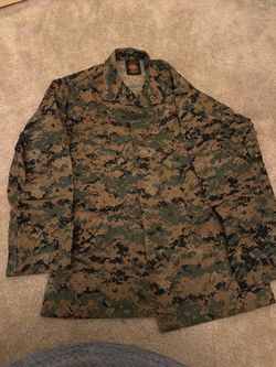 Marine Corps MARPAT uniform pants/blouse sets