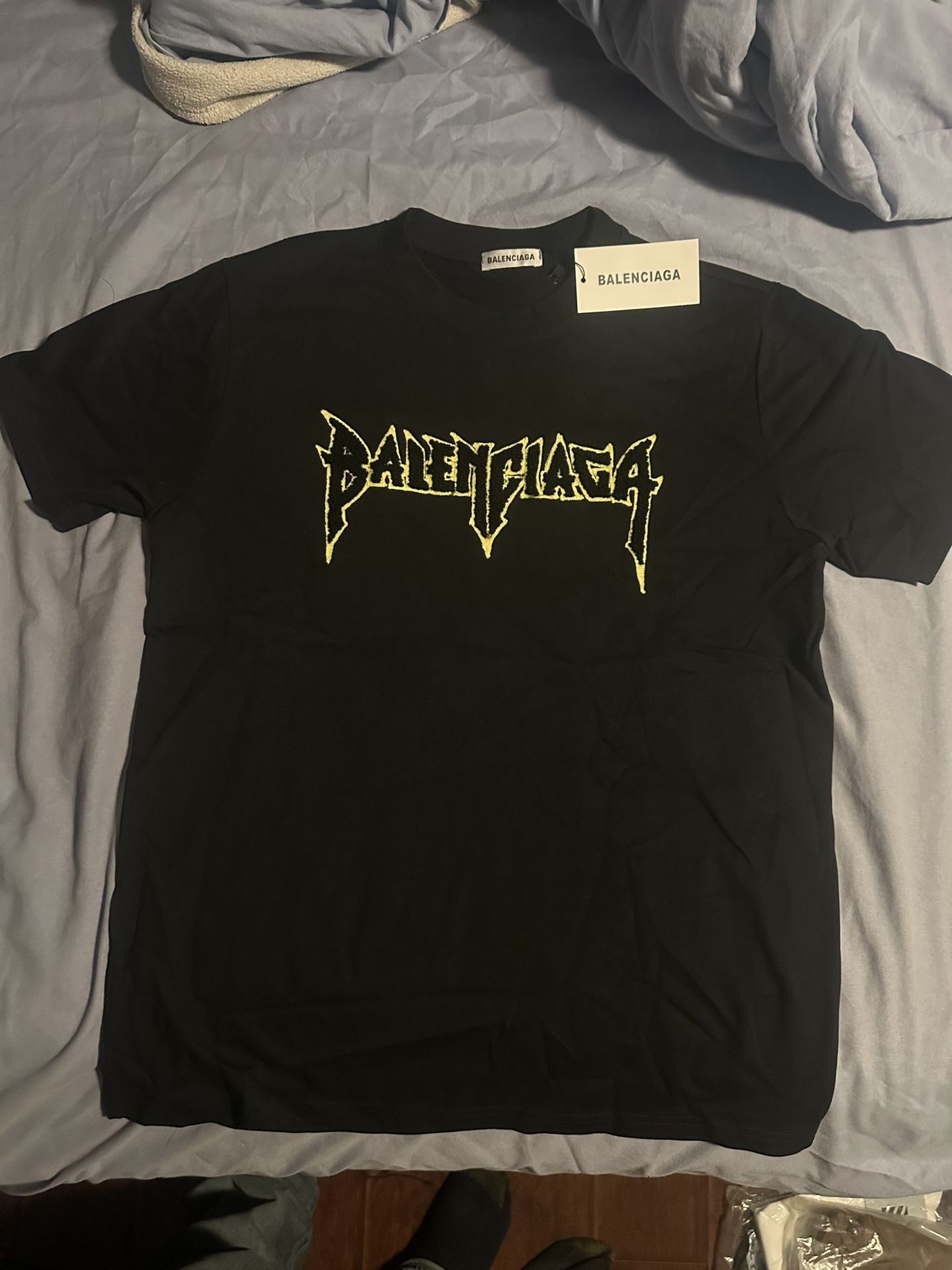Men’s Balenciaga Size Medium Tight Fit